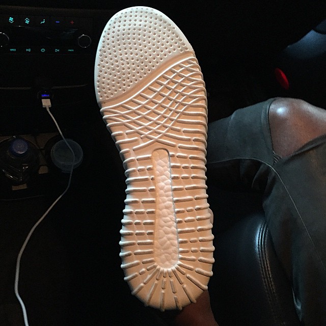 Kanye-Adidas-Yeezy-boost-sneakers-2