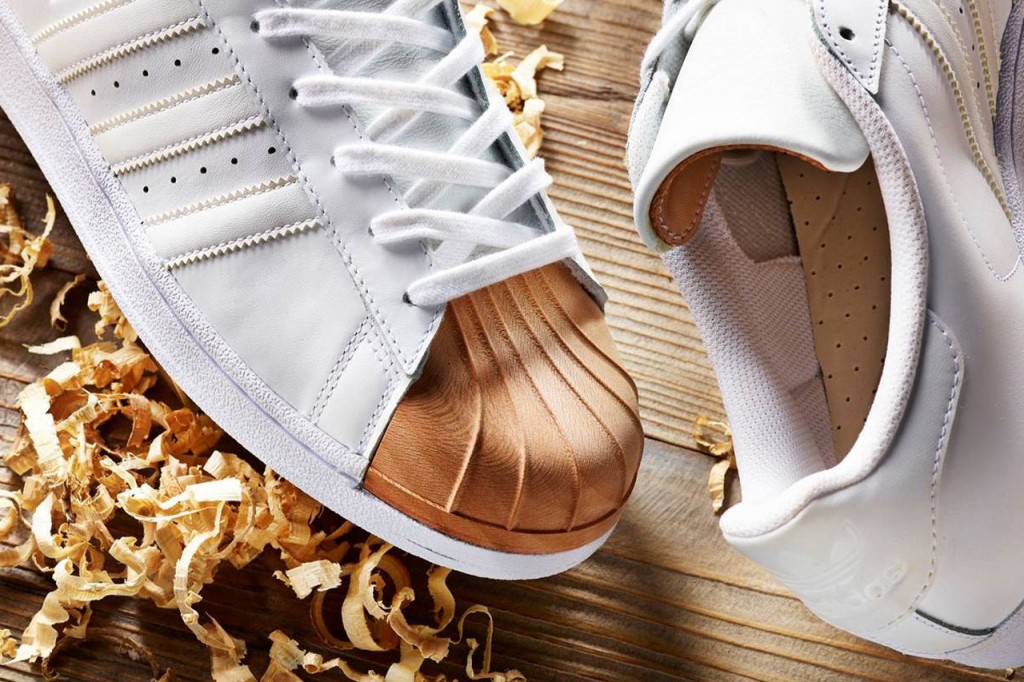 wooden-shell-toe-adidas-superstars-in-collaboration-with-afew-and-ivan-beslic-2