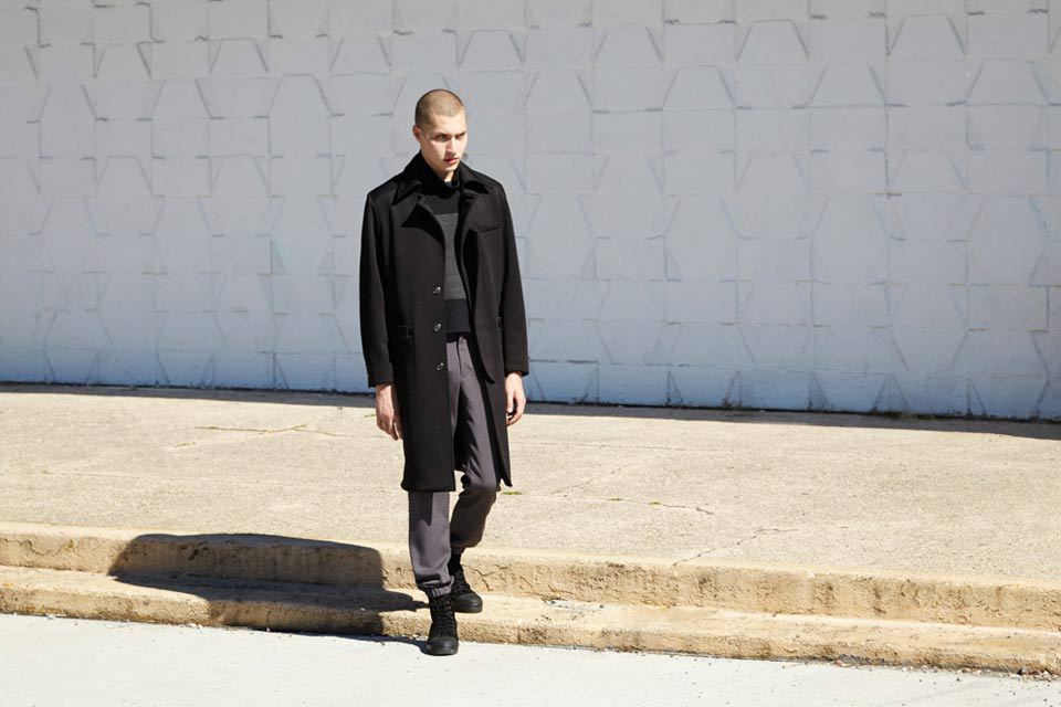 opening-ceremony-2015-fall-winter-contact-space-lookbook-4