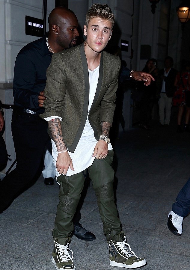 PAUSE Highlights The Style Evolution Of Justin Bieber PAUSE Online   111 