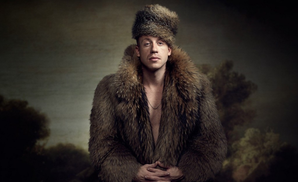 macklemore-fur-coat-wallpaper-4