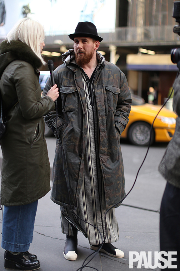 New York Fashion Week Feb 2016 Steet Style - Yeezy Season Show NYC (18)