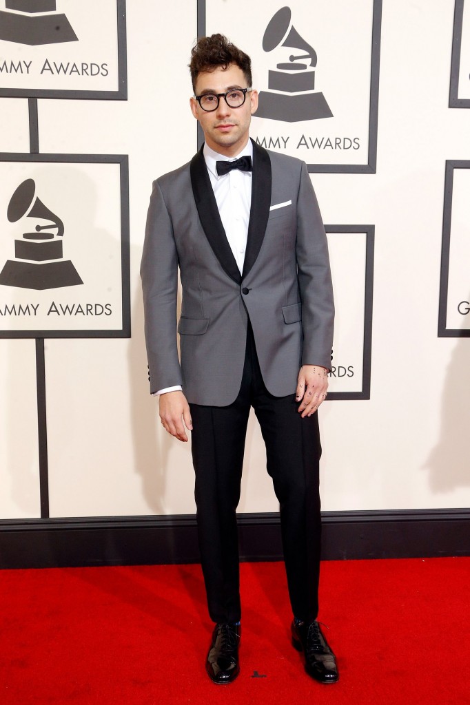 jack-antonoff-grammys-red-carpet-2016