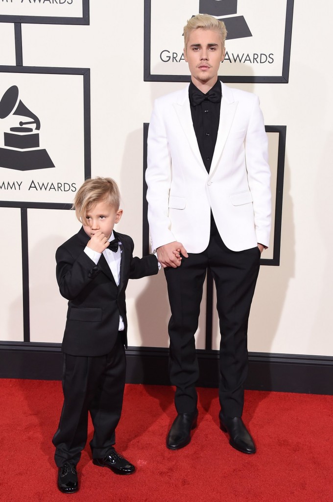 justin-bieber-grammys-red-carpet-2016