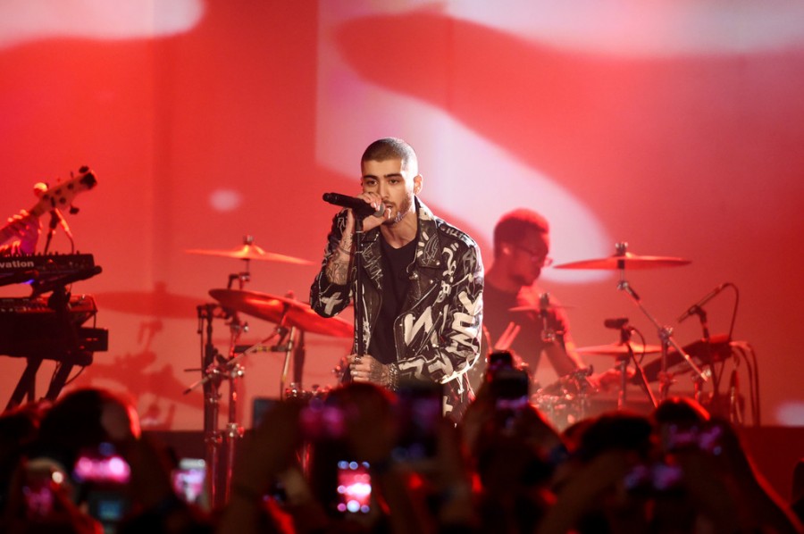 Zayn-Malik-2016-Faith-Connexion-Style-Picture-Album-Release-Party-002-900x598