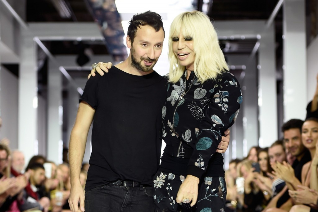 Anthony-Vaccarello-Donatella-Versace-Versus-SS16-Vogue-10March16-Getty_b