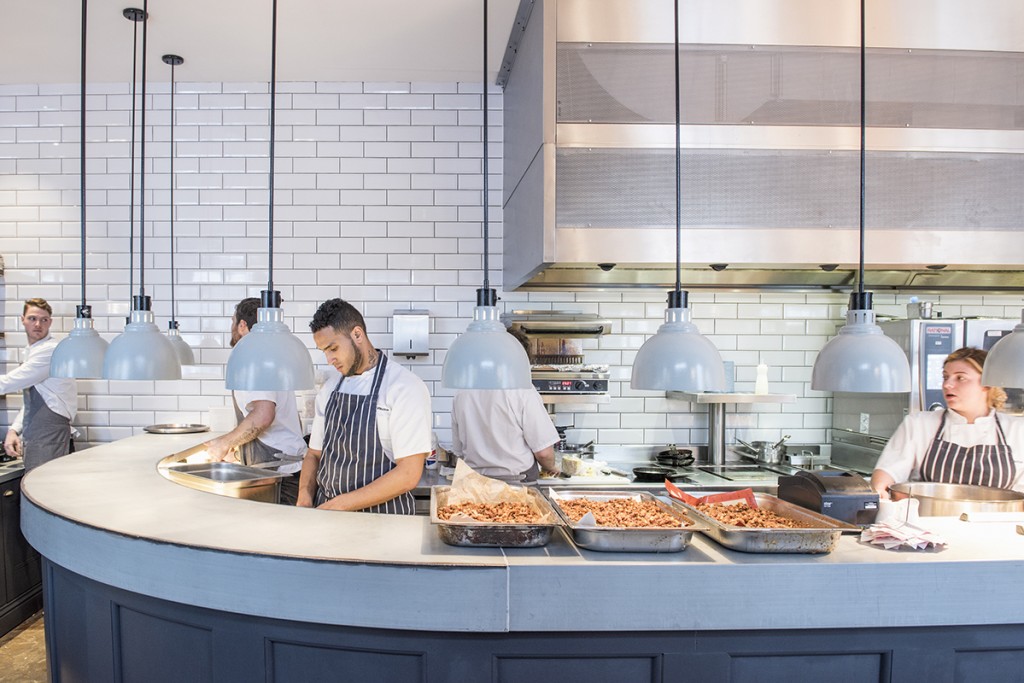 The Curved Open Kitchen