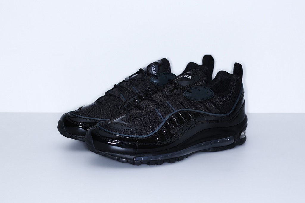 supreme-nike-air-max-98-official-images-11