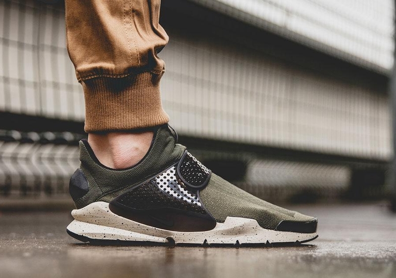 Melodrama frecuentemente Duque Sneaker Watch: New Sock Dart Colourways – PAUSE Online | Men's Fashion,  Street Style, Fashion News & Streetwear