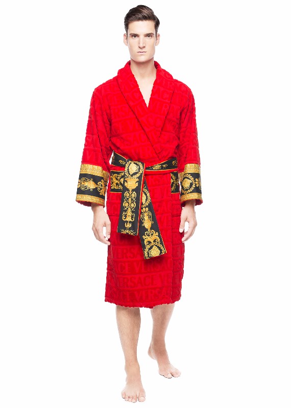 Spotted: Kevin Hart in Versace Bathrobe – PAUSE Online | Men's Fashion ...