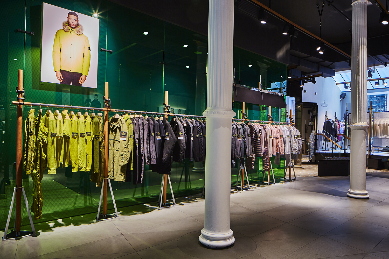 stone island outlet store