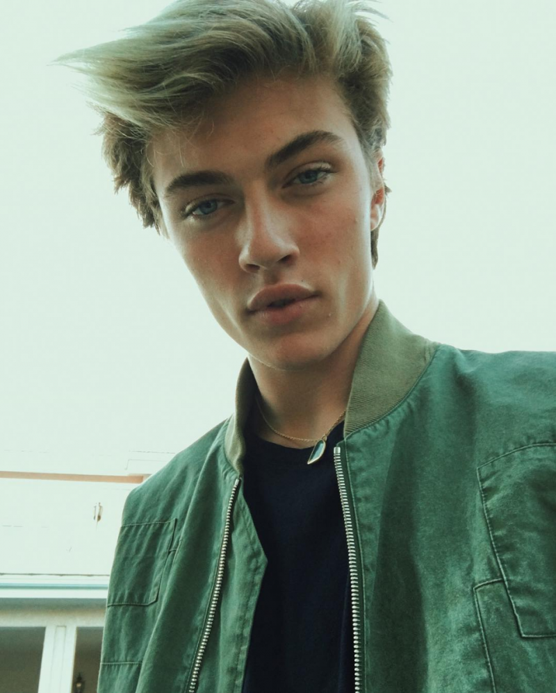 Spotted: Lucky Blue Smith in John Elliott – PAUSE Online | Men's ...