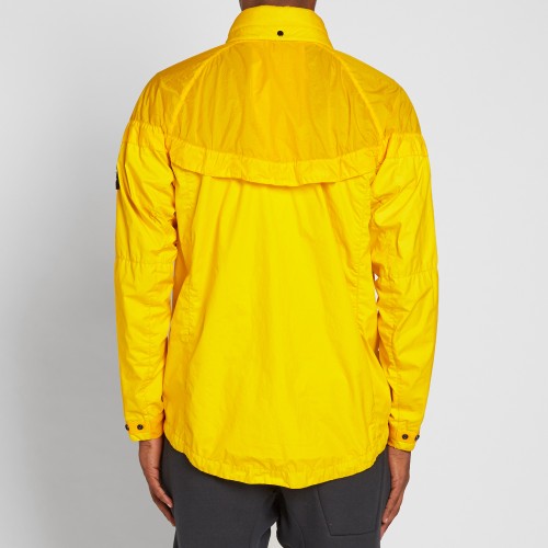 07-09-2016_nikexstoneisland_pkwindrunner_universitygold_black_hh_m2