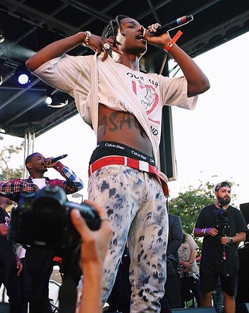 asap-rocky-wears-gosha-rubchinskiy-printed-military-belt-red