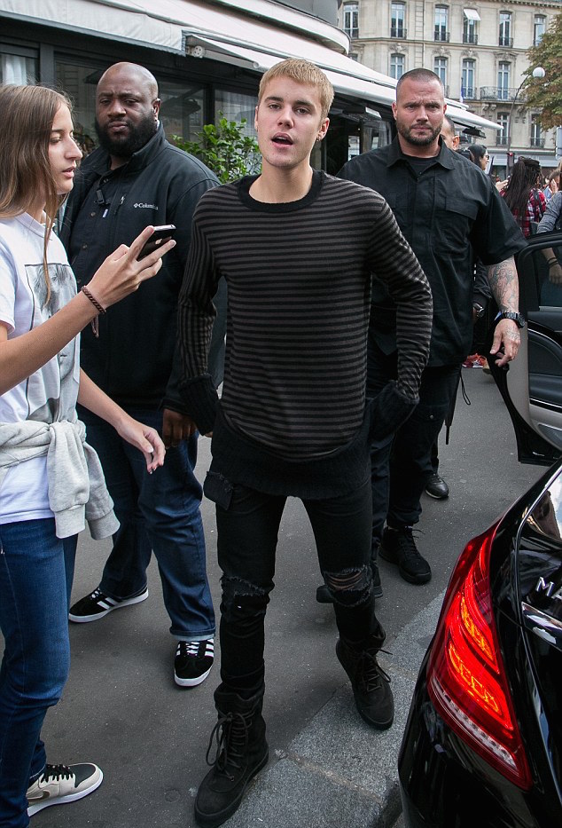 SPOTTED: Justin Bieber in Yeezy Crepe 