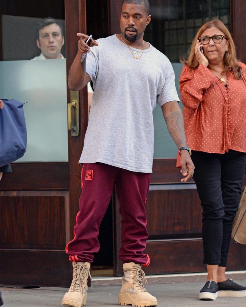 yeezys with sweatpants