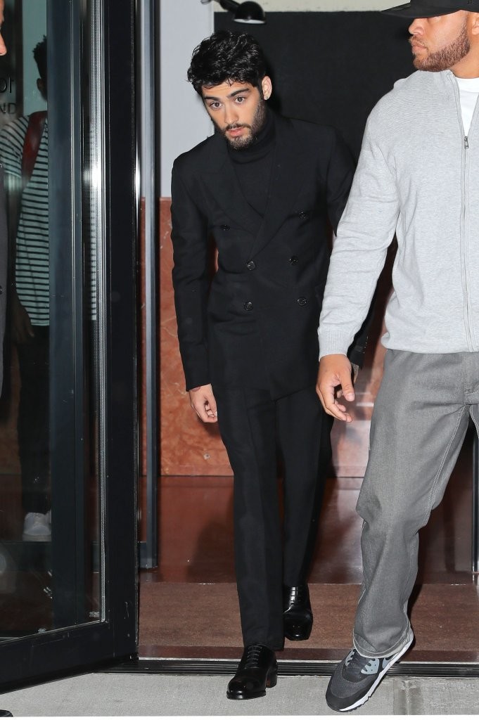 Zayn Malik Tom Ford Custom Suit Side View