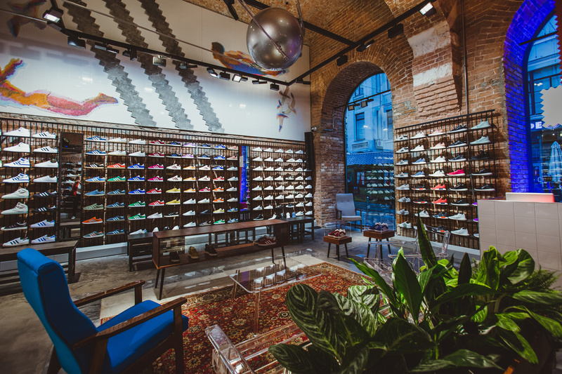 adidas-originals-flagship-store-moscow-2