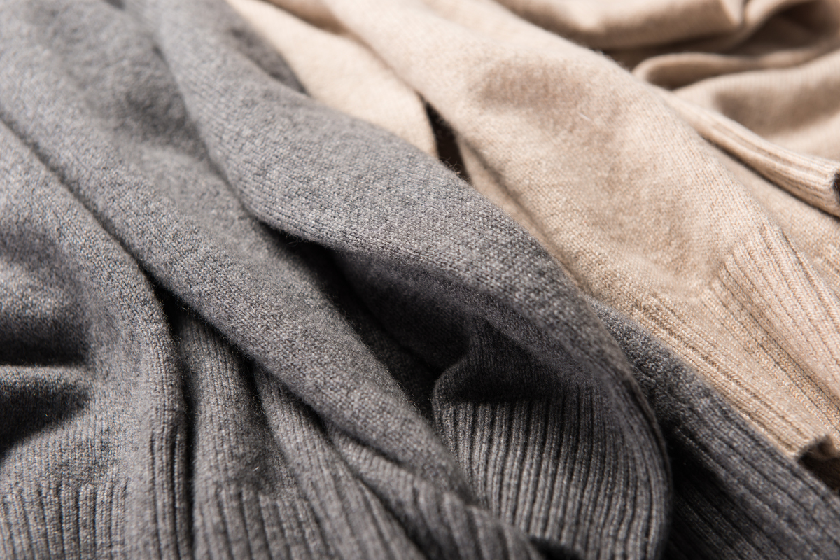 14_asket_cashmere_details