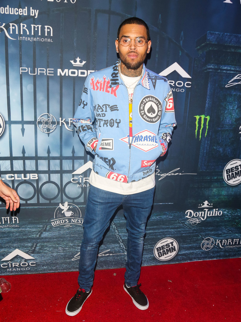 SPOTTED: Chris Brown in Supreme x Thrasher – PAUSE Online