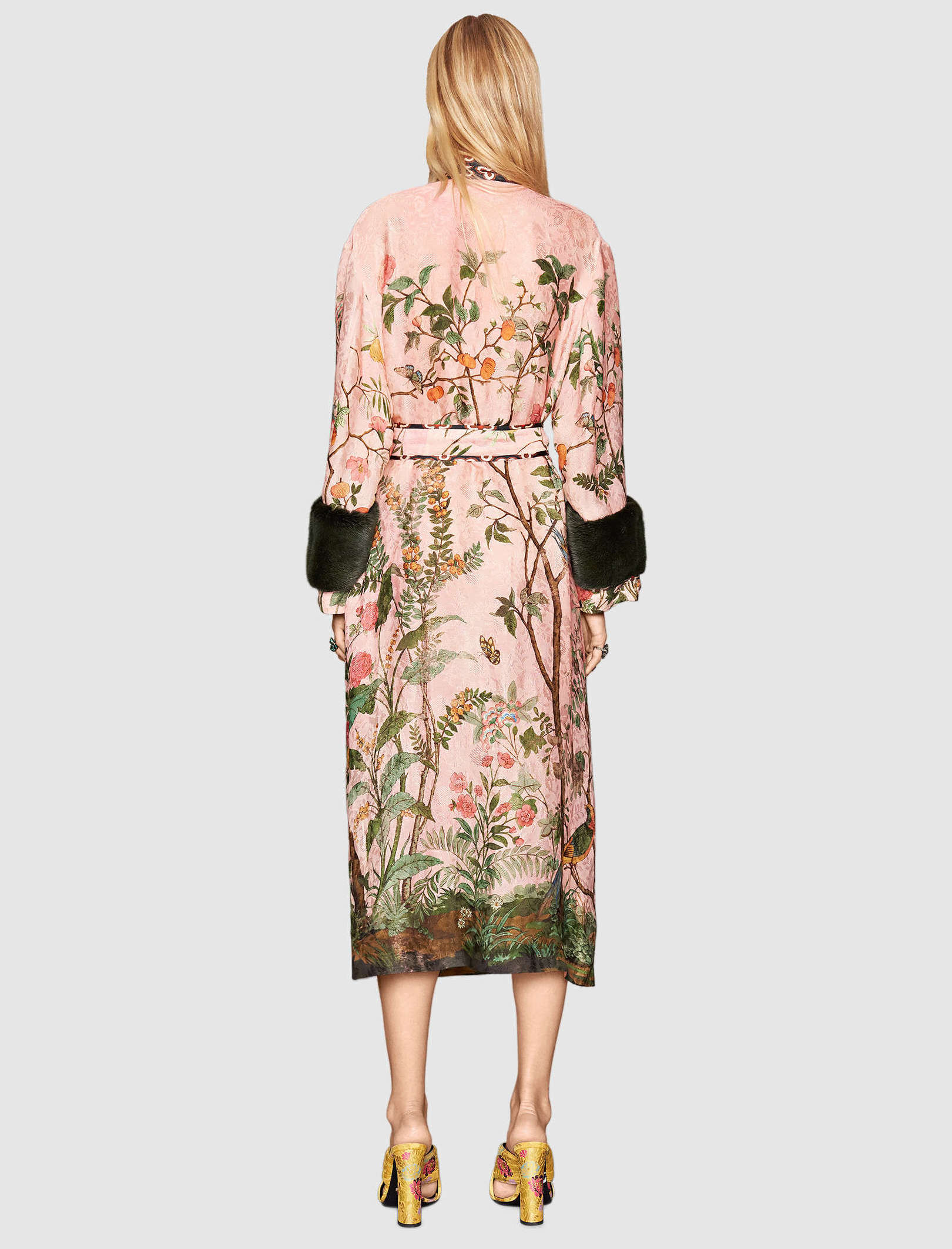 gucci-robe-coat-3