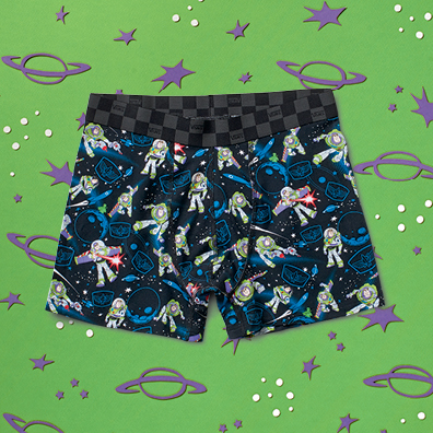 ho16_classics_toystory_elevated_authentictmknitboxers_buzzlightyear