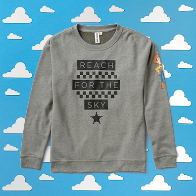 ho16_classics_toystory_elevated_reachforthesky_crewsweater