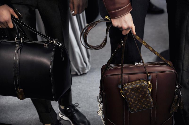 louis-vuitton-backstage-2015-bags