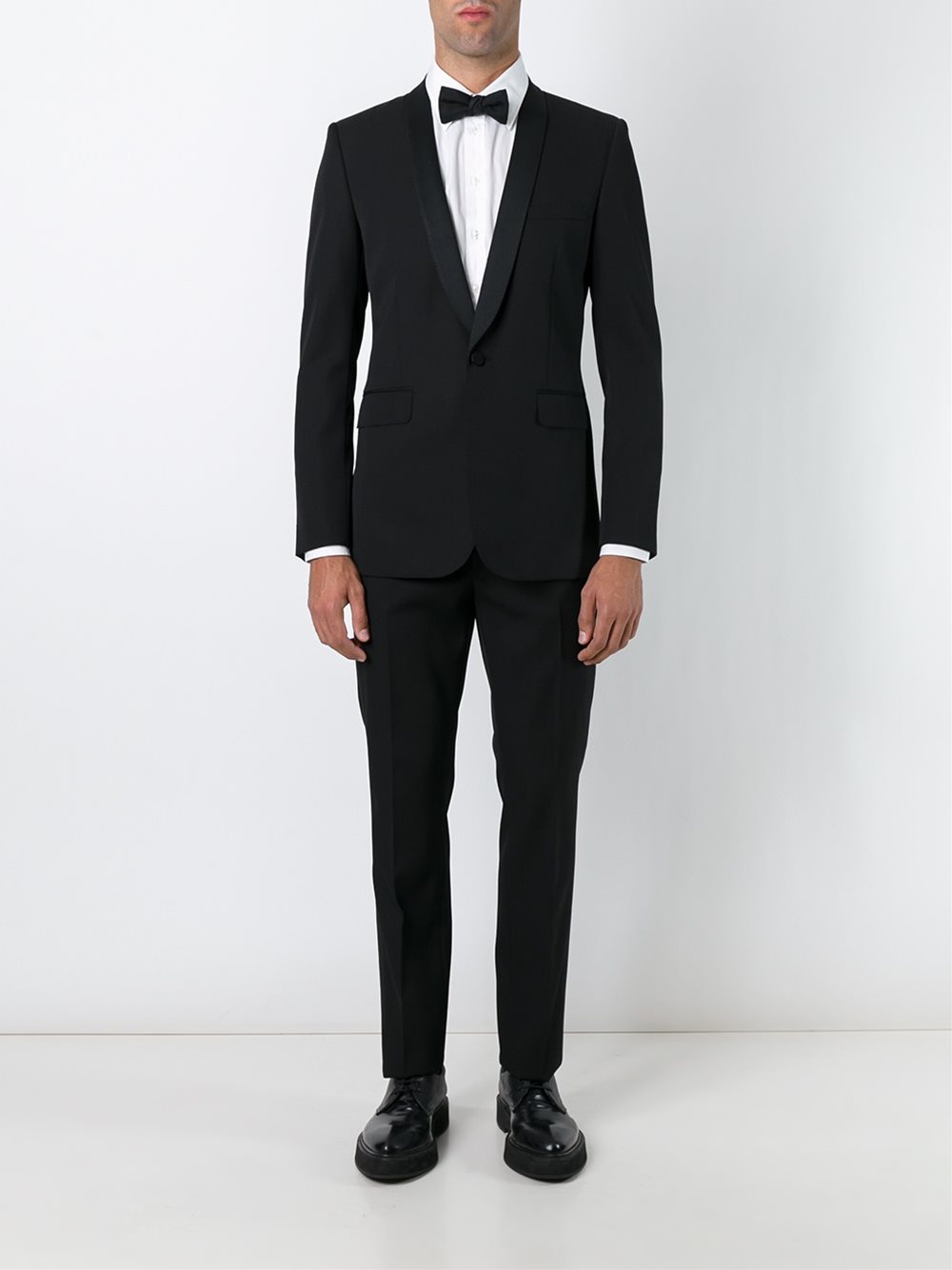 saint-laurent-iconic-le-smoking-suit-2