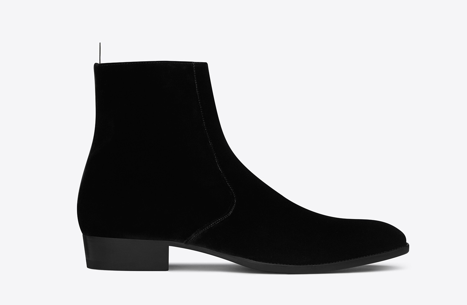 saint-laurent-signature-wyatt-30-zipped-boots