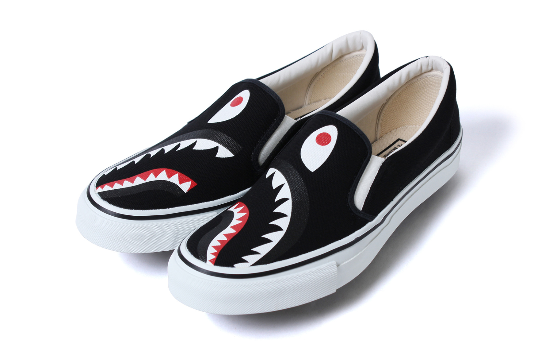 bape-shark-footwear-slip-on-yank-sta-1