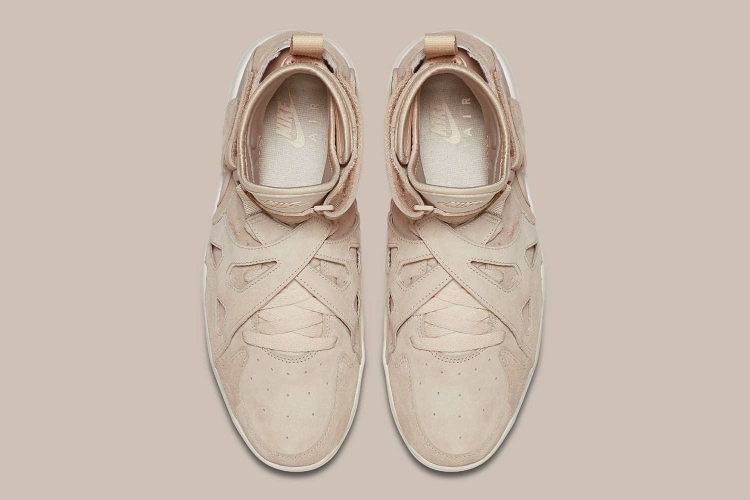 nikelab-air-unlimited-tan-03