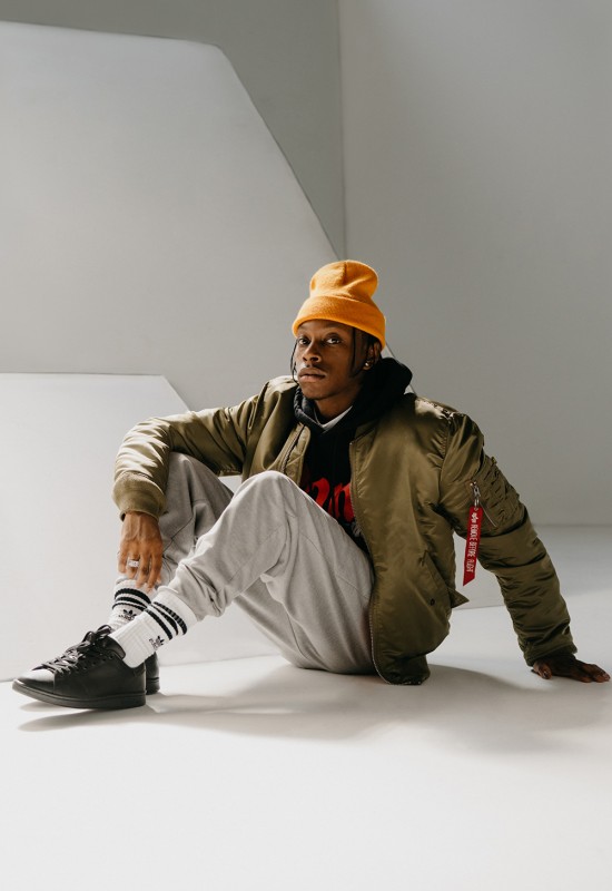 urban-outfitters-alpha-industries-denzel-curry-campaign-08-550x800