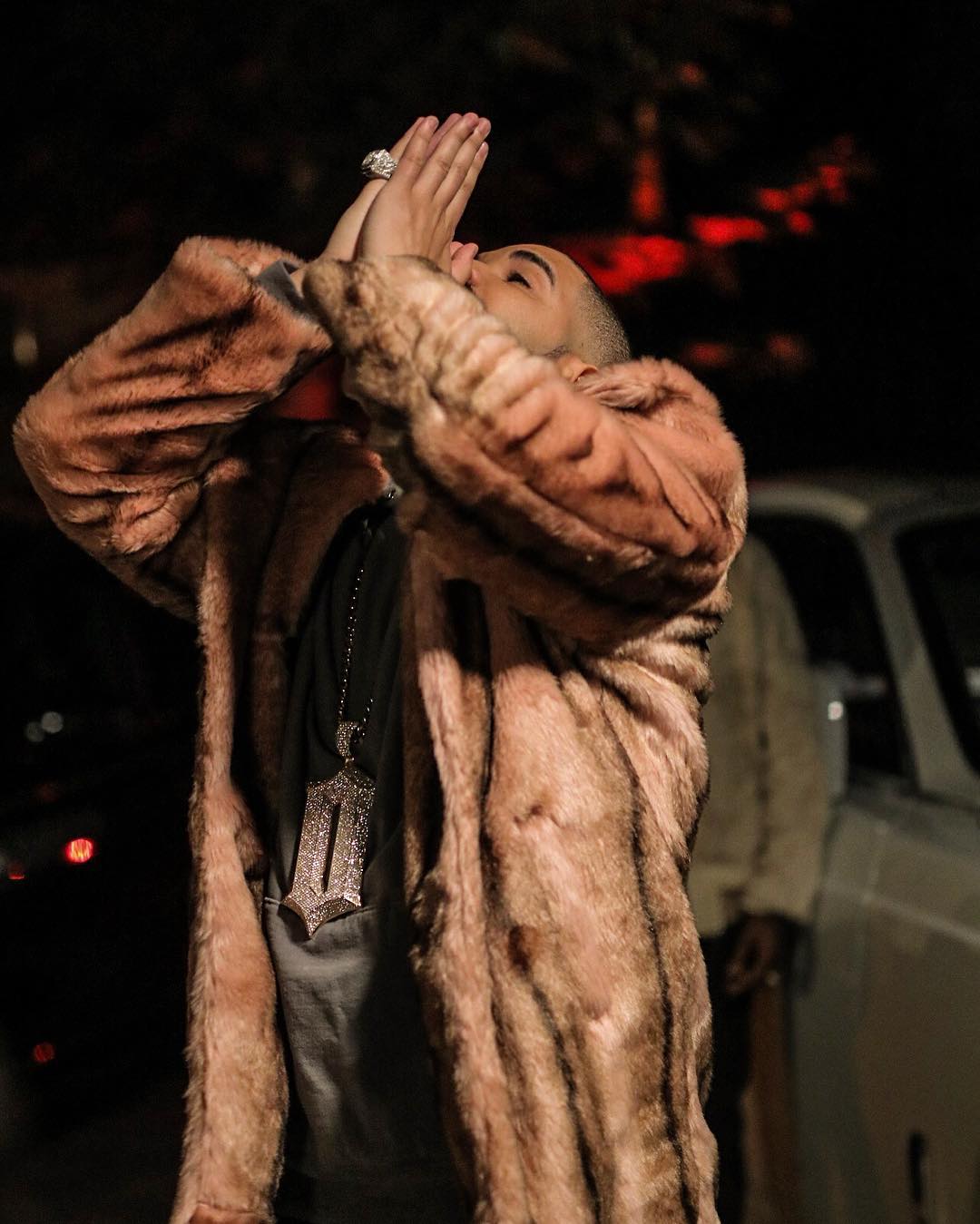 SPOTTED: Drake Wears Snake Skin OVO Vest – PAUSE Online