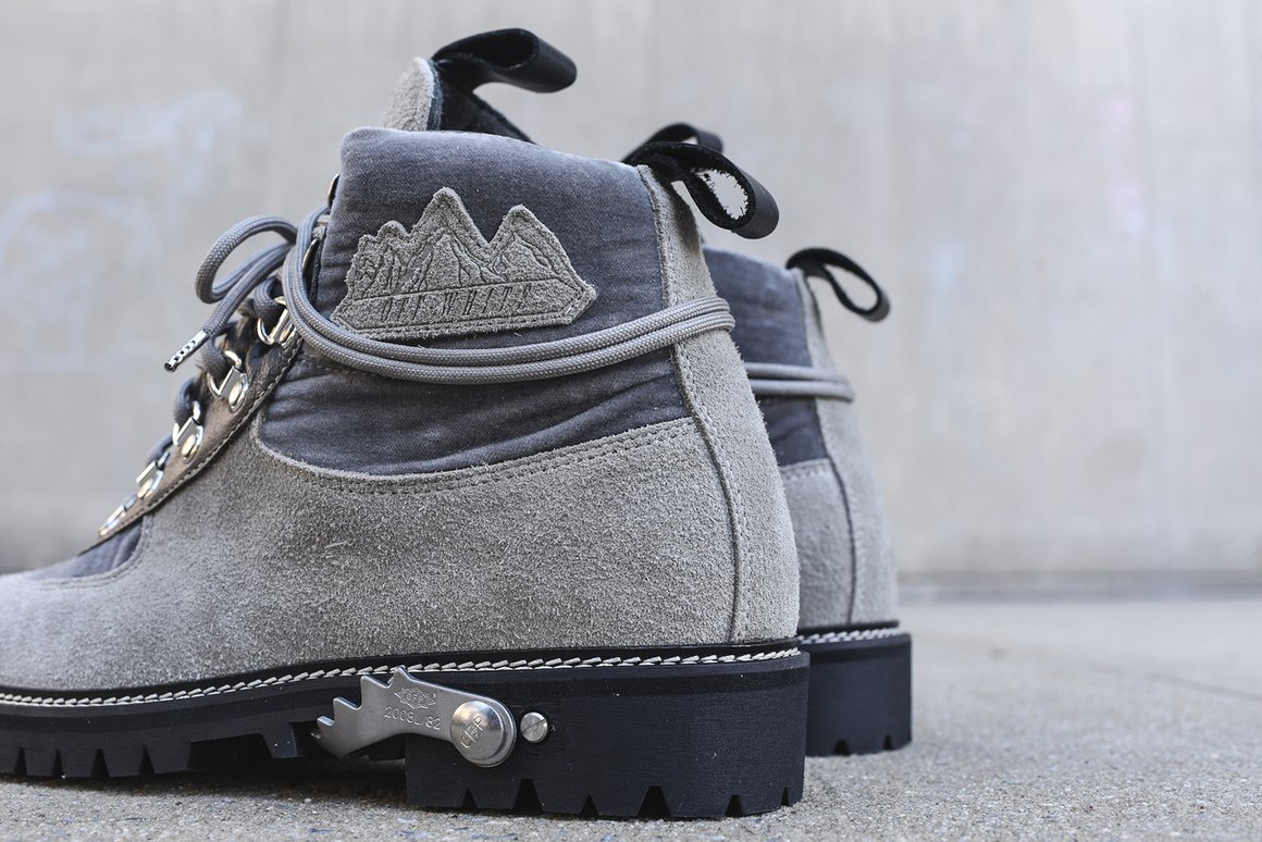 off_white_boots_hiking_velvet_icegreymediumgrey_9286_1160x-progressive