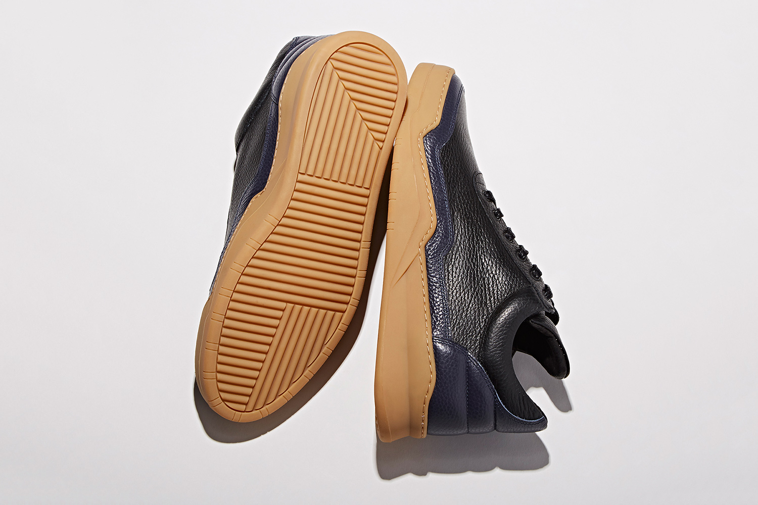 barneys-filling-pieces-bny-sole-series-2016-06