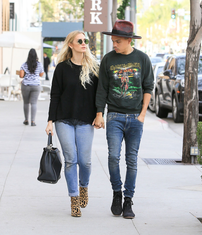 evan-ross-john-varvatos-boots-gunner-hat-ashlee-simpson-saint-laurent-boots-fendi-bag-3