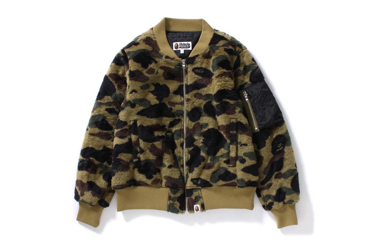 bape-camo-fleece-bomber-jacket-01-1200x800