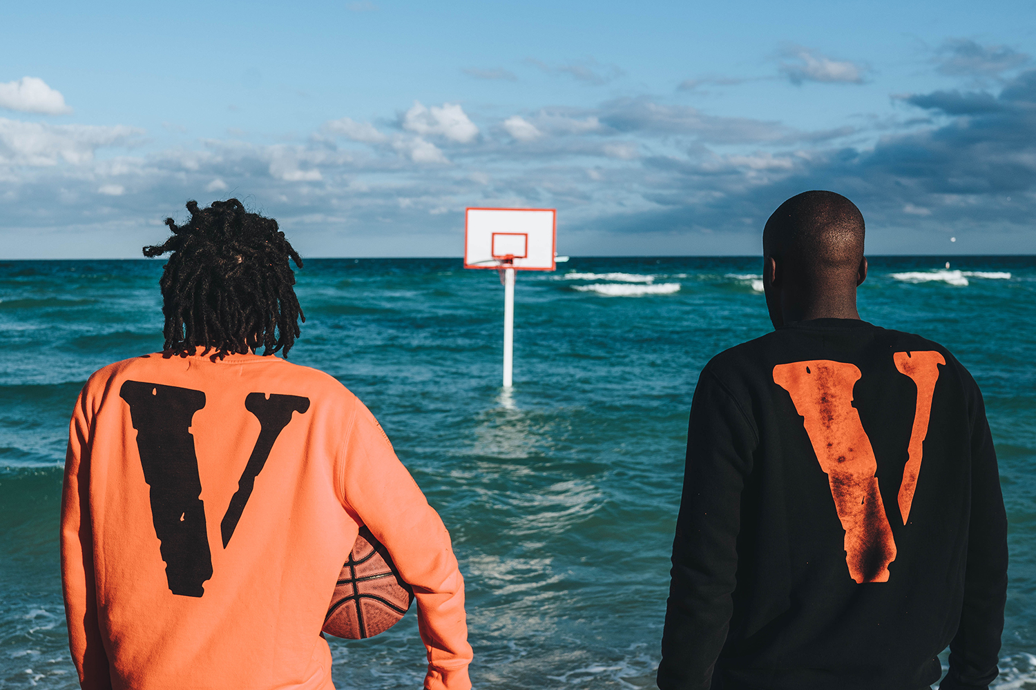 VLONE Collaborate With OFF-WHITE On Sweatsuits – PAUSE Online | Men's