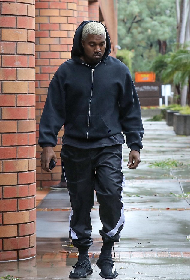 yeezy 350 with sweatpants