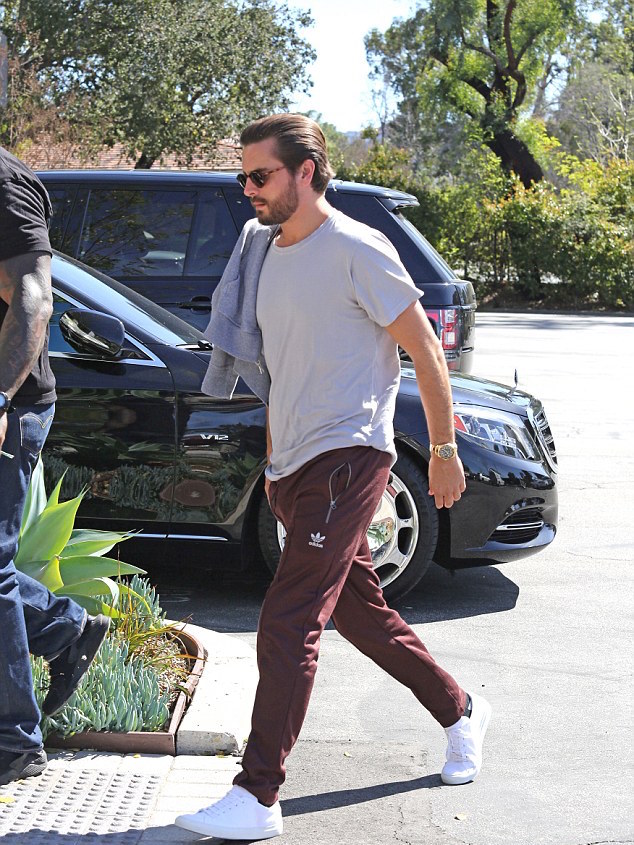 SPOTTED: Scott Disick In Pants And Common Projects Sneakers – PAUSE Online | Men's Fashion, Street Style, Fashion News & Streetwear