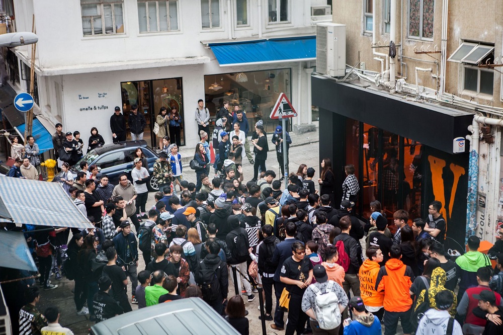 prinsesse skør ligegyldighed The VLONE Pop-Up Shop in Hong Kong – PAUSE Online | Men's Fashion, Street  Style, Fashion News & Streetwear