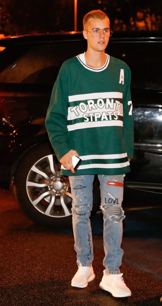 SPOTTED: Justin Bieber In Toronto Maple Leafs St. Pats Jersey, Visitor On  Earth Jeans and Adidas Sneakers – PAUSE Online