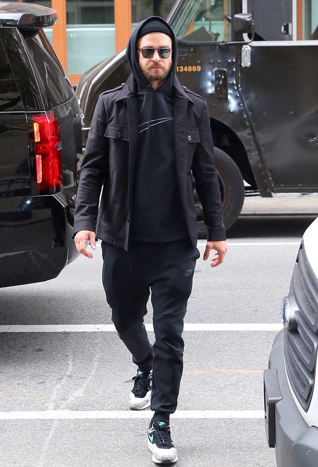 Justin Timberlake in Nike Hoodie 