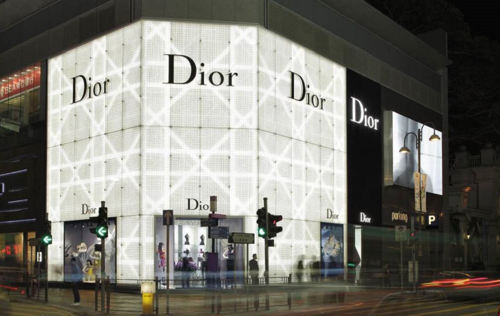 LVMH to Buy the Entire Christian Dior Brand – PAUSE Online