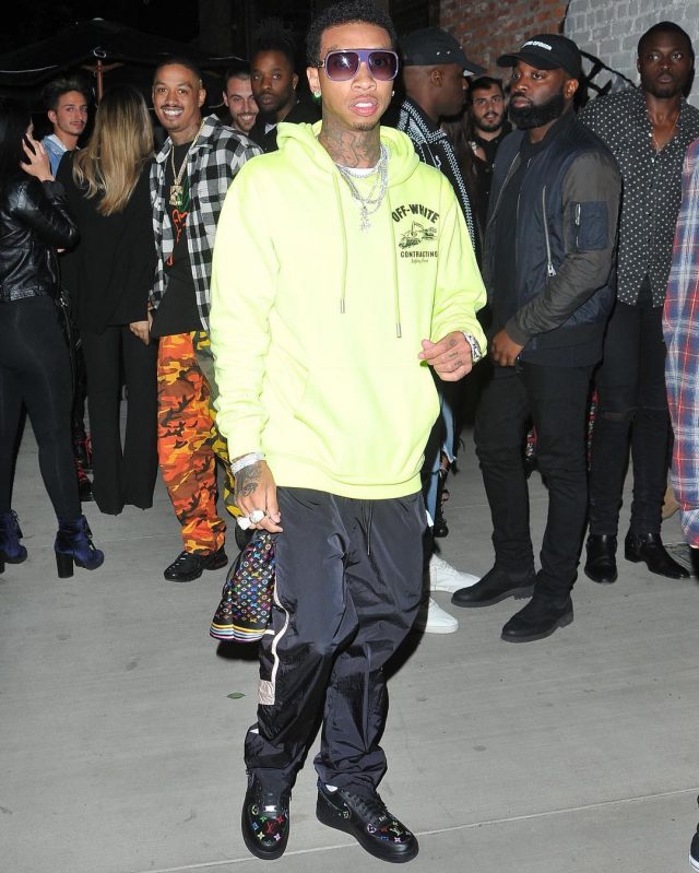 Los pantalones Louis Vuitton usados por Tyga en su account@tyga de