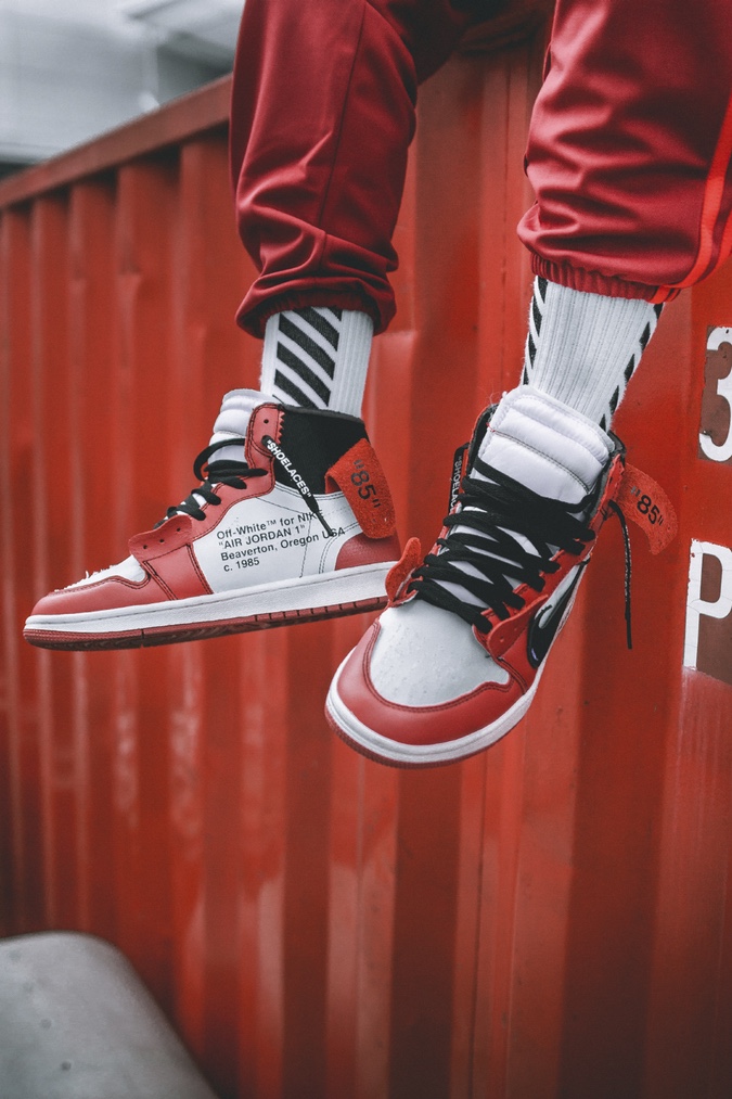 Check Out the OFF-WHITE x Air Jordan 1 On-Feet – PAUSE Online | Men's ...