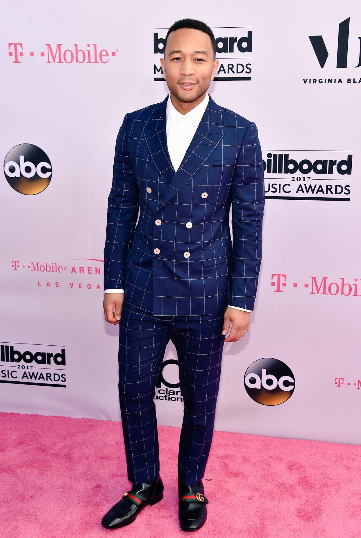 Spotted: John Legend Wears Gucci Suit & Loafers at Billboard Music Awards 2017 – PAUSE Online | Street Style, Fashion News & Streetwear