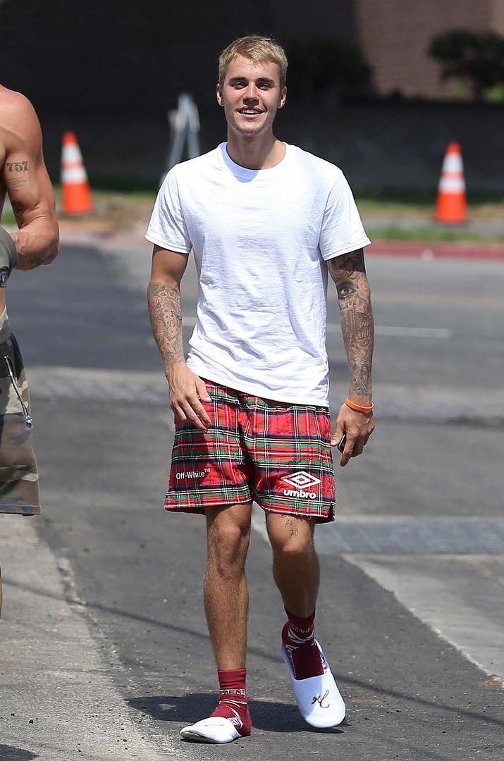 SPOTTED: Justin Bieber In Off-White x Umbro Shorts and Vetements Socks PAUSE Online | Men's Fashion, Street Style, Fashion News Streetwear