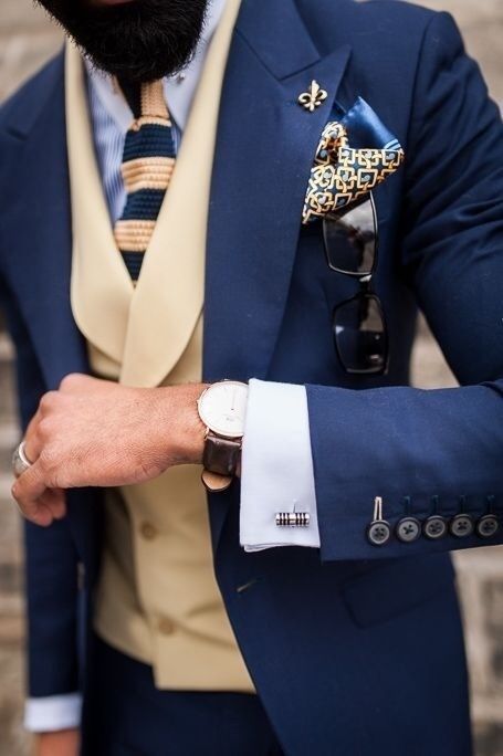 Take A Look At This Men Guide To Cufflinks